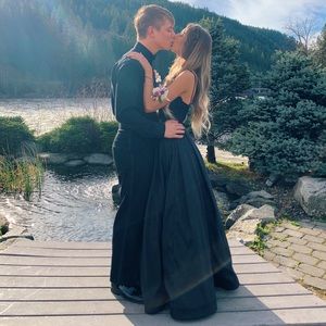 Sherri Hill prom dress